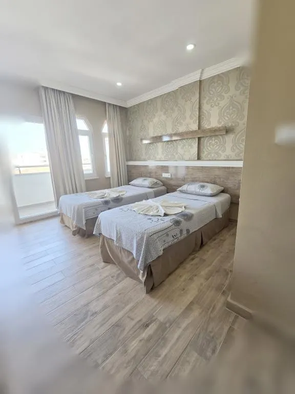 Ekonomik Aile Odası,Sokak Manzaralı,Balkonlu