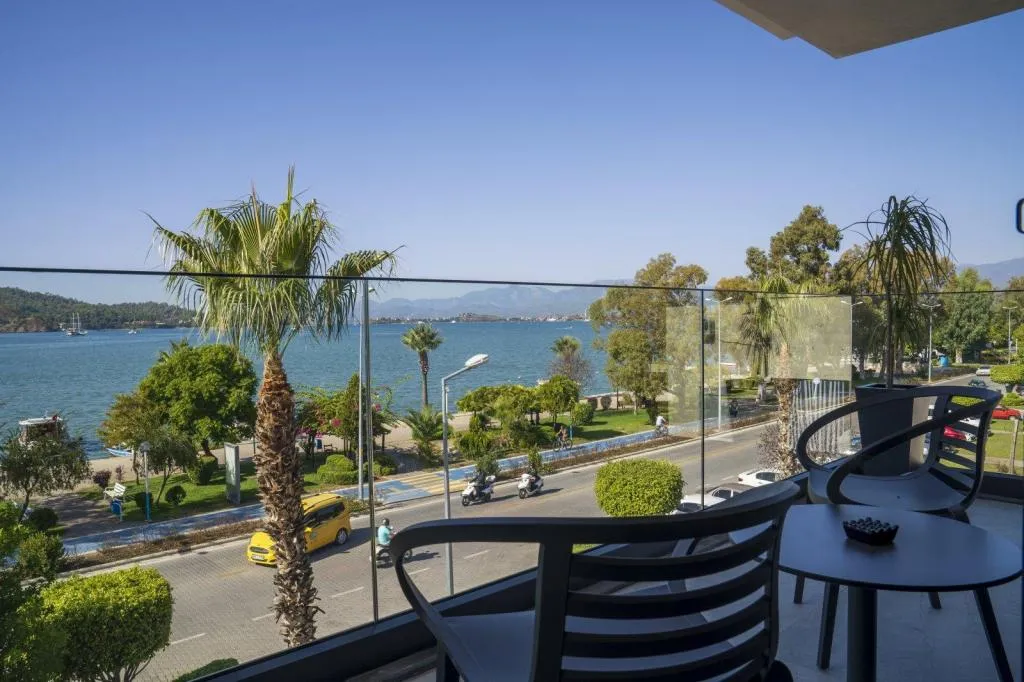 Comfort Oda,Deniz Manzaralı,Balkonlu