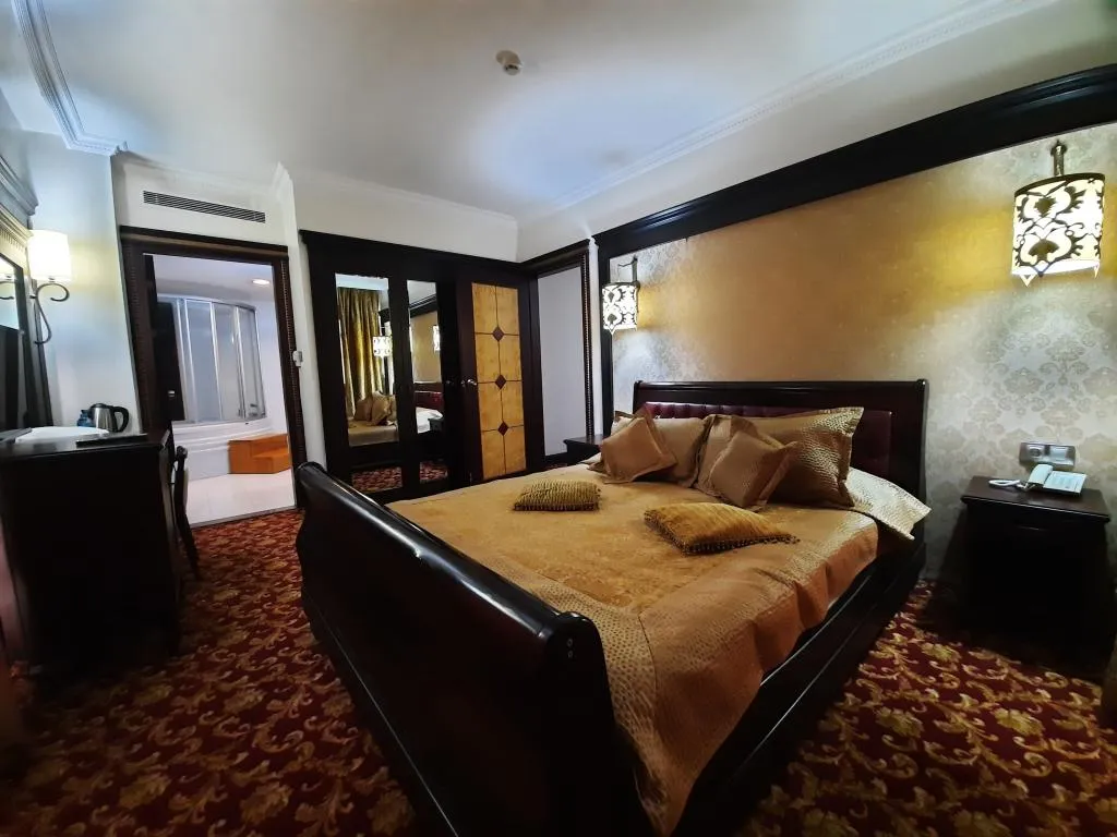 King Suite