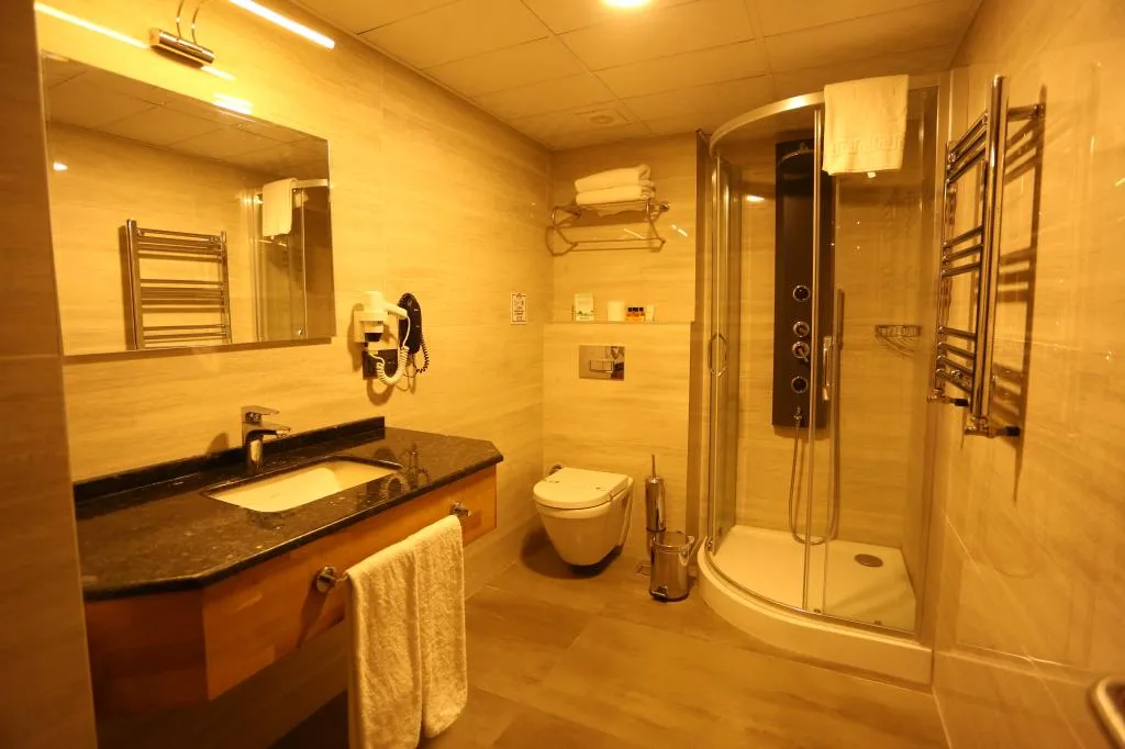 Standart Oda,Şehir Manzaralı