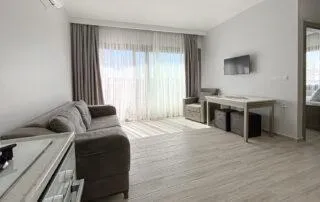 Apart Oda,Deniz Manzaralı,Fransız Balkonlu