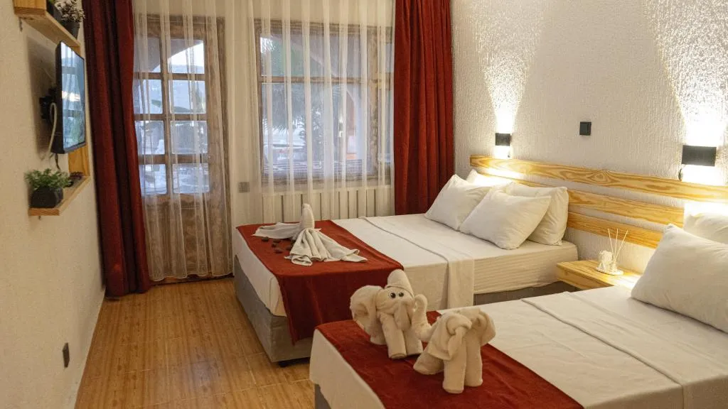 Standart Bahçe Manzaralı Oda