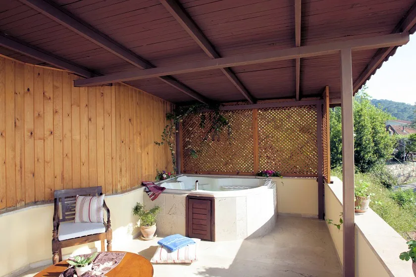 Deluxe Jakuzili Suite,Deniz Manzaralı
