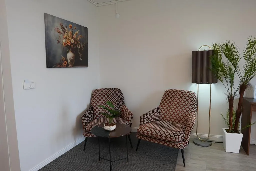 Suite,Bahçe veya Sokak Manzaralı,Fransız Balkonlu
