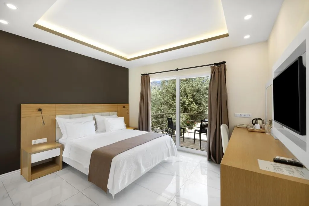 Standart Oda,Kara veya Kısmi Deniz Manzaralı,Balkonlu