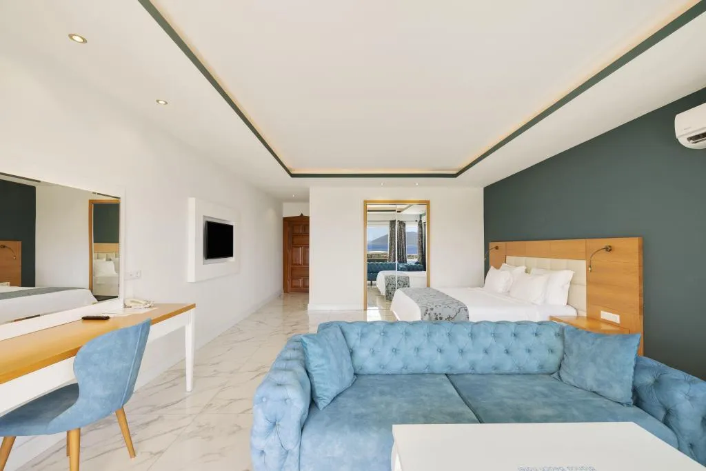 Superior Deluxe Oda,Deniz Manzaralı