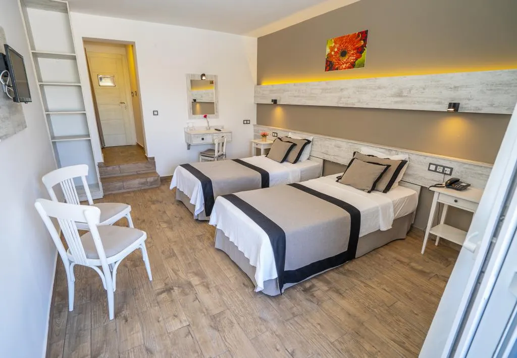 Standart Oda,Deniz Manzaralı,Balkonlu