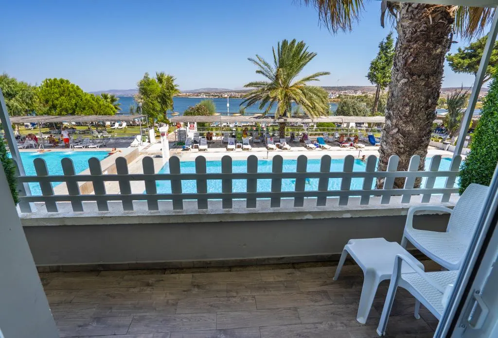 Standart Oda,Deniz Manzaralı,Balkonlu