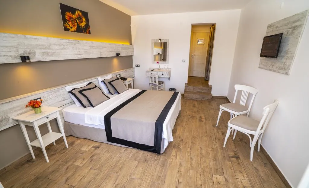 Standart Oda,Deniz Manzaralı,Balkonlu