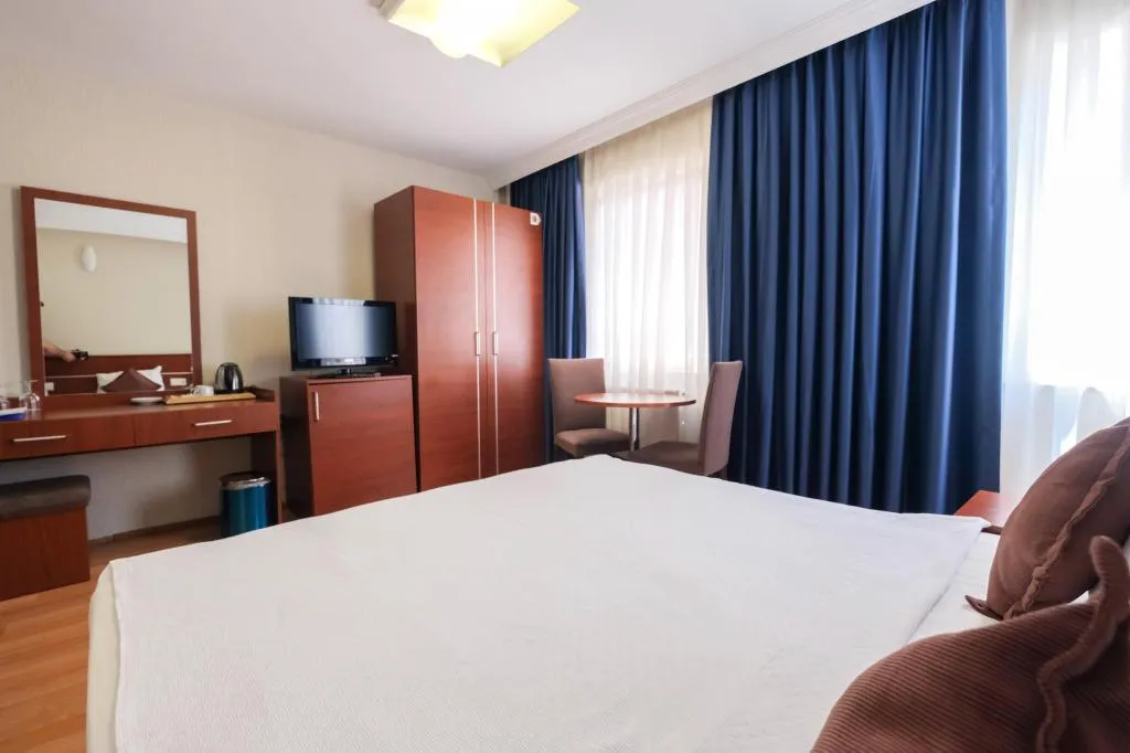 FRENCH BED ROOM
