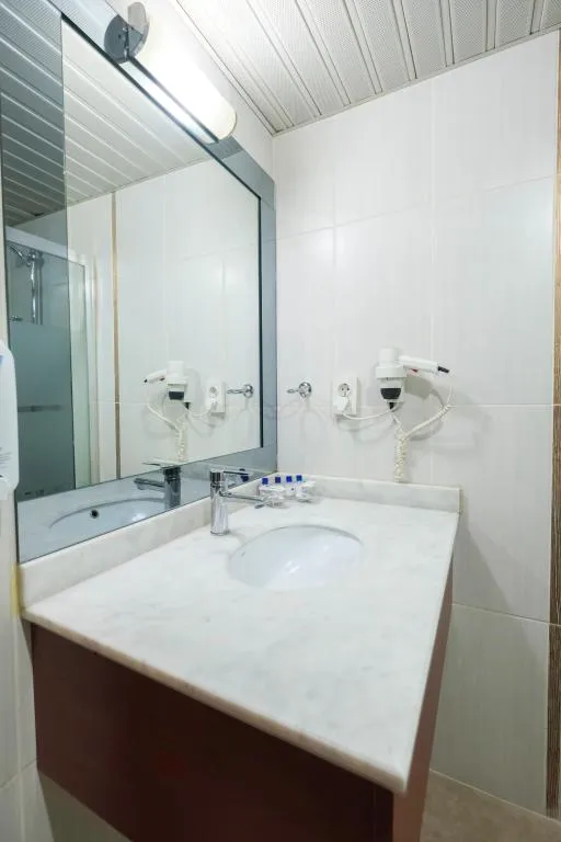 TWIN BED (İKİ AYRI YATAKLI ODA)