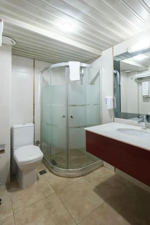 TWIN BED (İKİ AYRI YATAKLI ODA)
