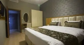 Deluxe Oda Üst Kat,Şehir Manzaralı,Fransız Balkonlu