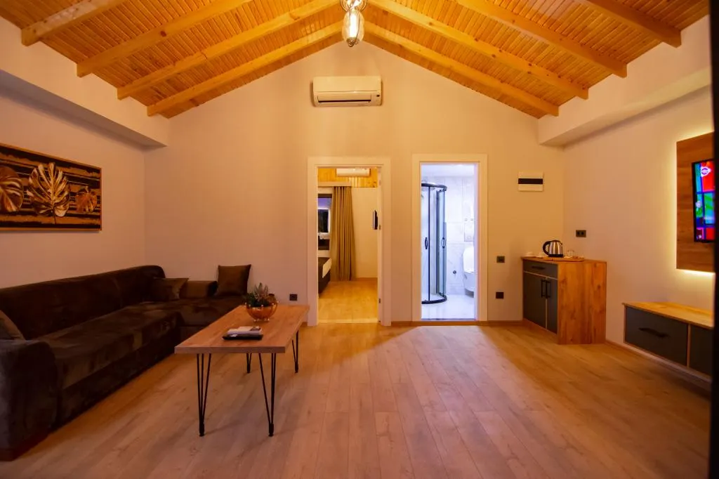 Suite Bungalow,Havuz Manzaralı,Klimalı