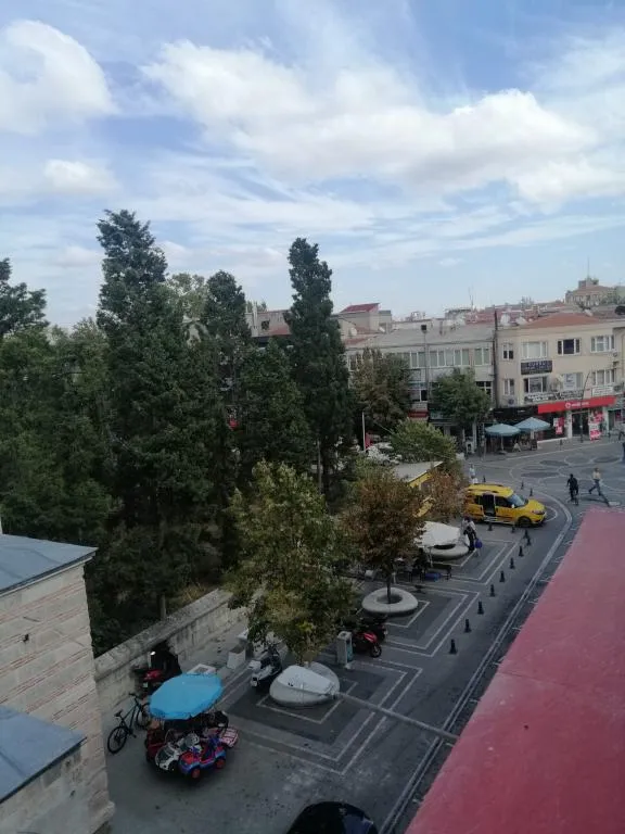 Balkonlu Çift Kişilik Double Yataklı Oda