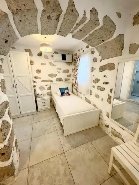 Aile Suiti,Sokak Manzaralı