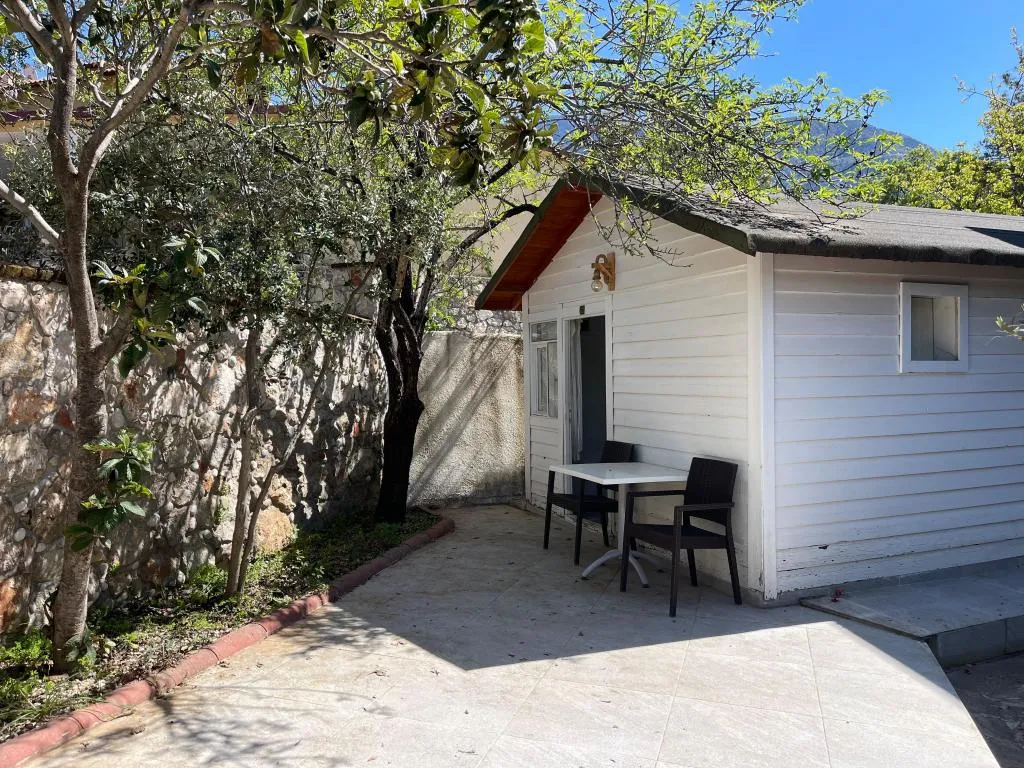 Bungalow 3 Kişilik Oda,Bahçe Manzaralı