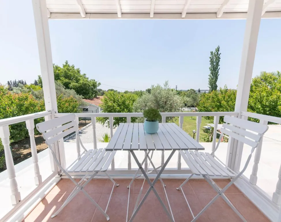 Standart Oda,Bahçe Manzaralı,Balkonlu