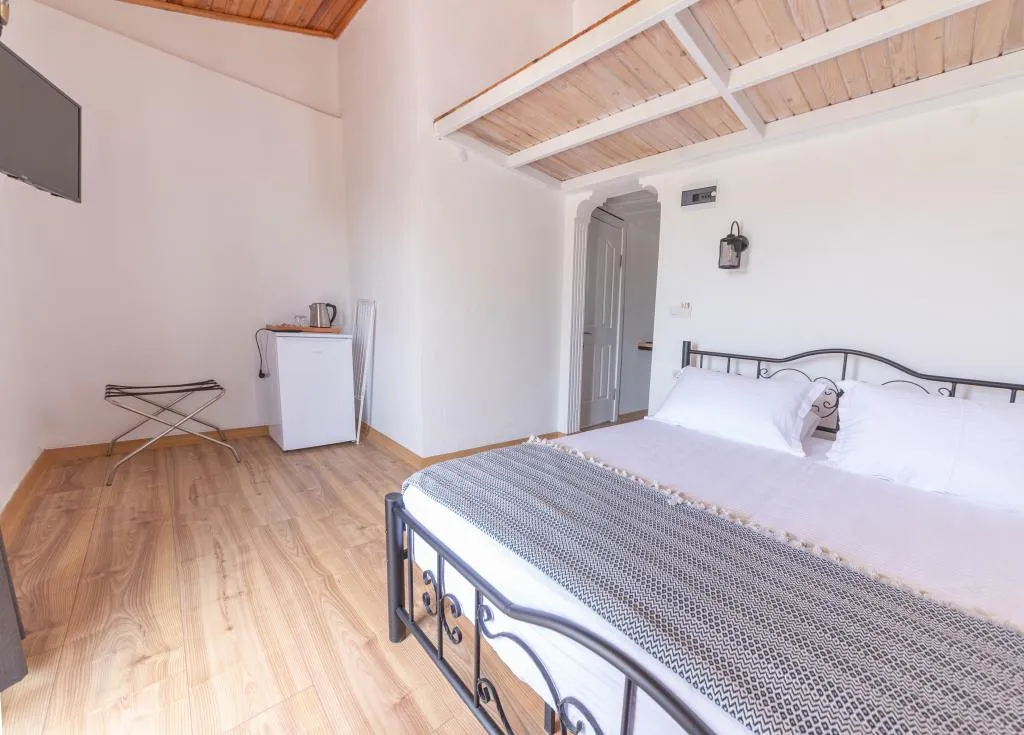 Standart Oda,Bahçe Manzaralı,Balkonlu