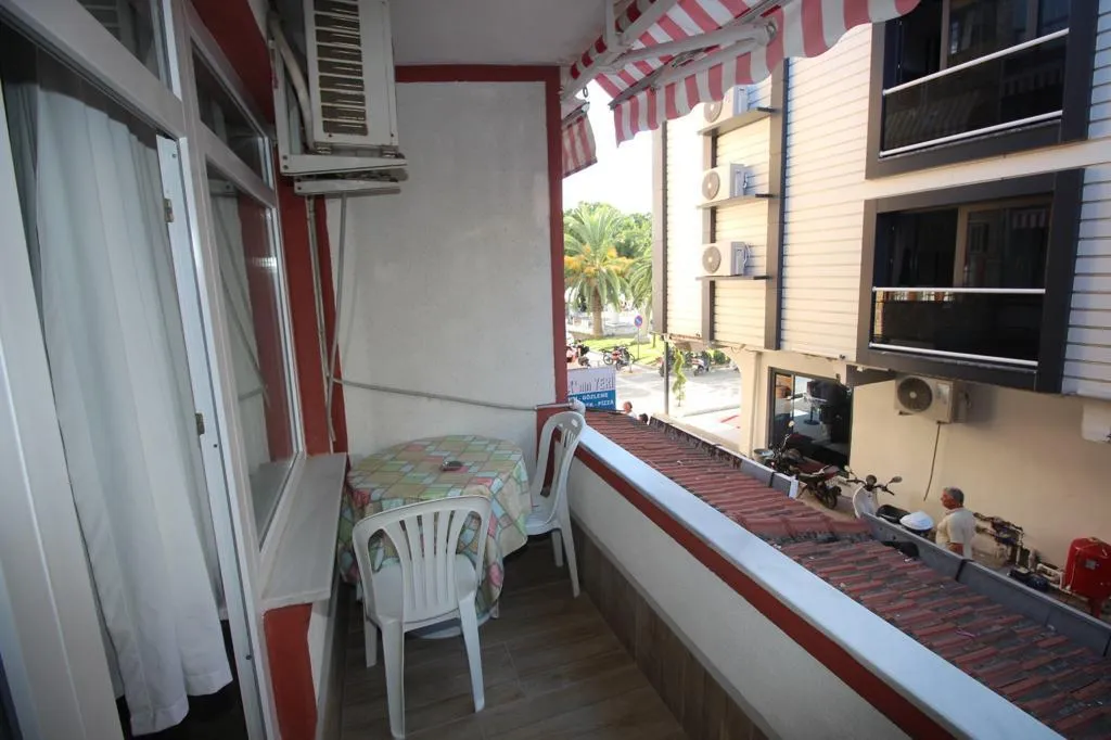 Junior Suite,Kara veya Kısmi Deniz Manzaralı,Balkonlu