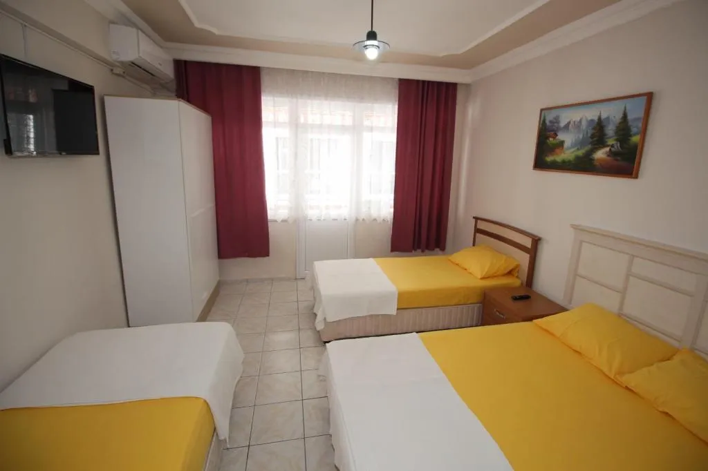 Apart Oda,Sokak Manzaralı,Balkonlu
