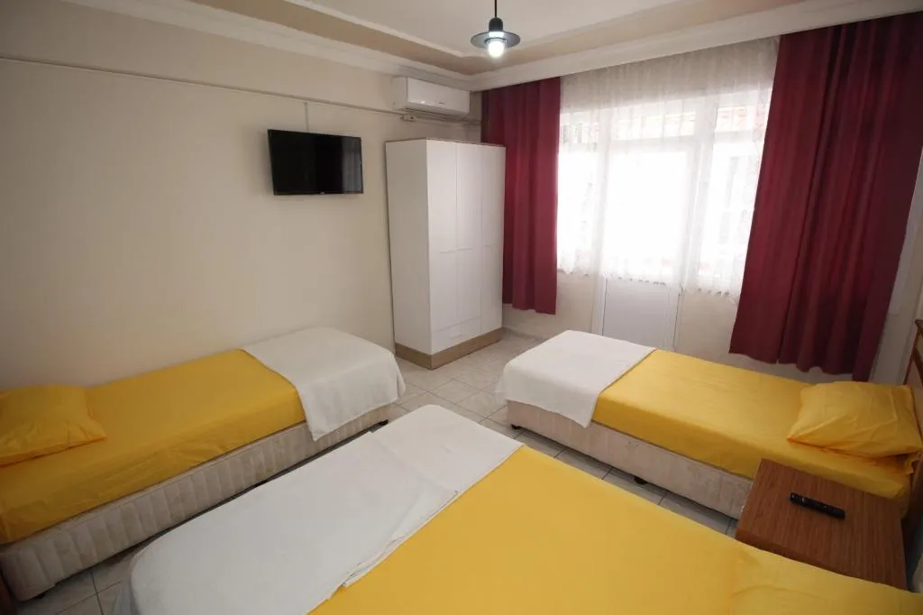 Apart Oda,Sokak Manzaralı,Balkonlu