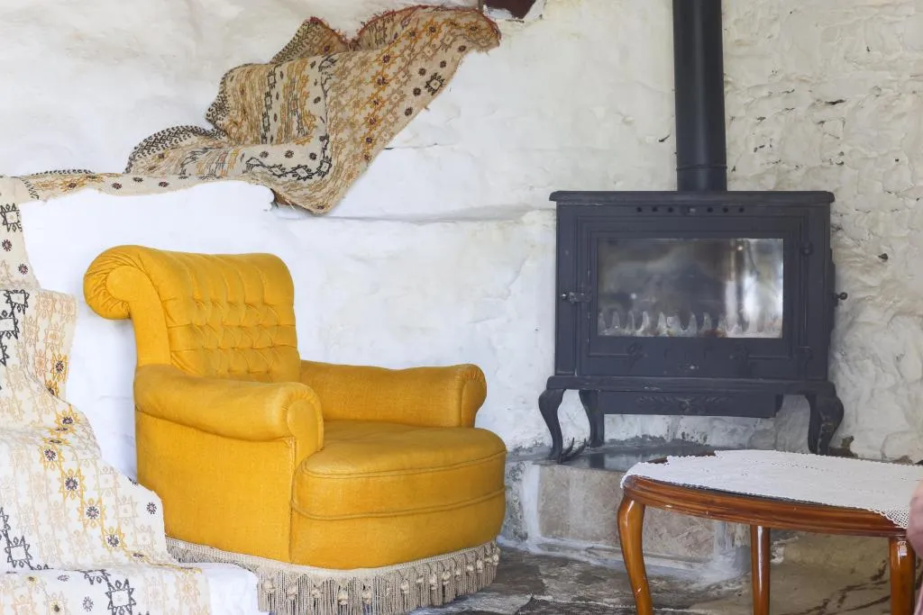 House,Simge Yapı Manzaralı,Şömineli Soba