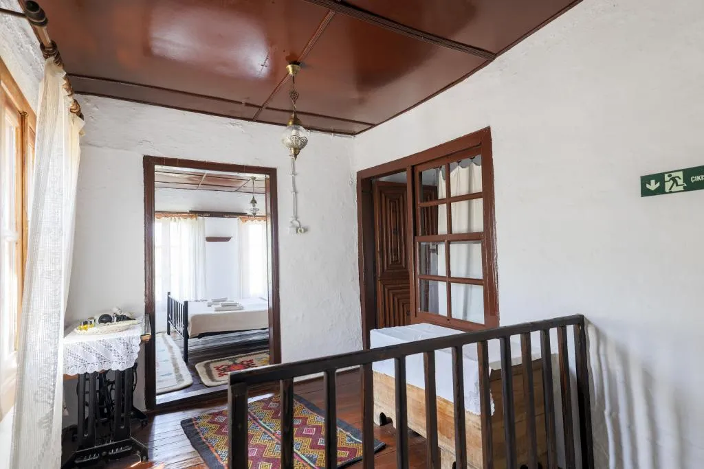 House,Simge Yapı Manzaralı,Şömineli Soba