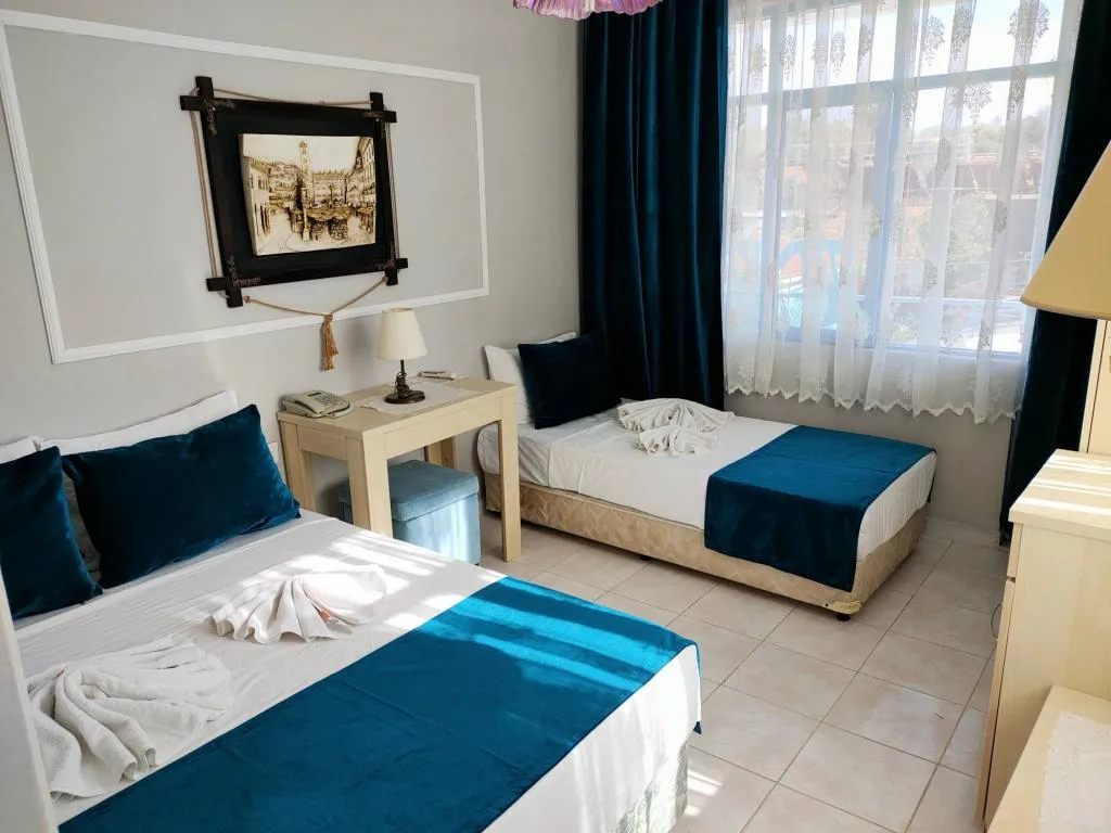 Çift Kişilik,Bahçe Manzaralı,Balkonlu