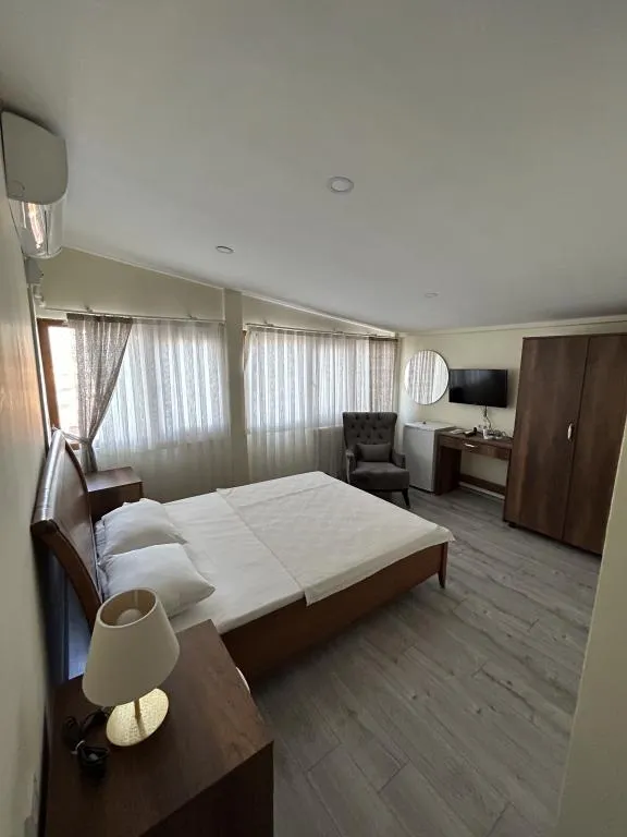 Deluxe Dublex Oda,Deniz ve Şehir Manzaralı,Klimalı