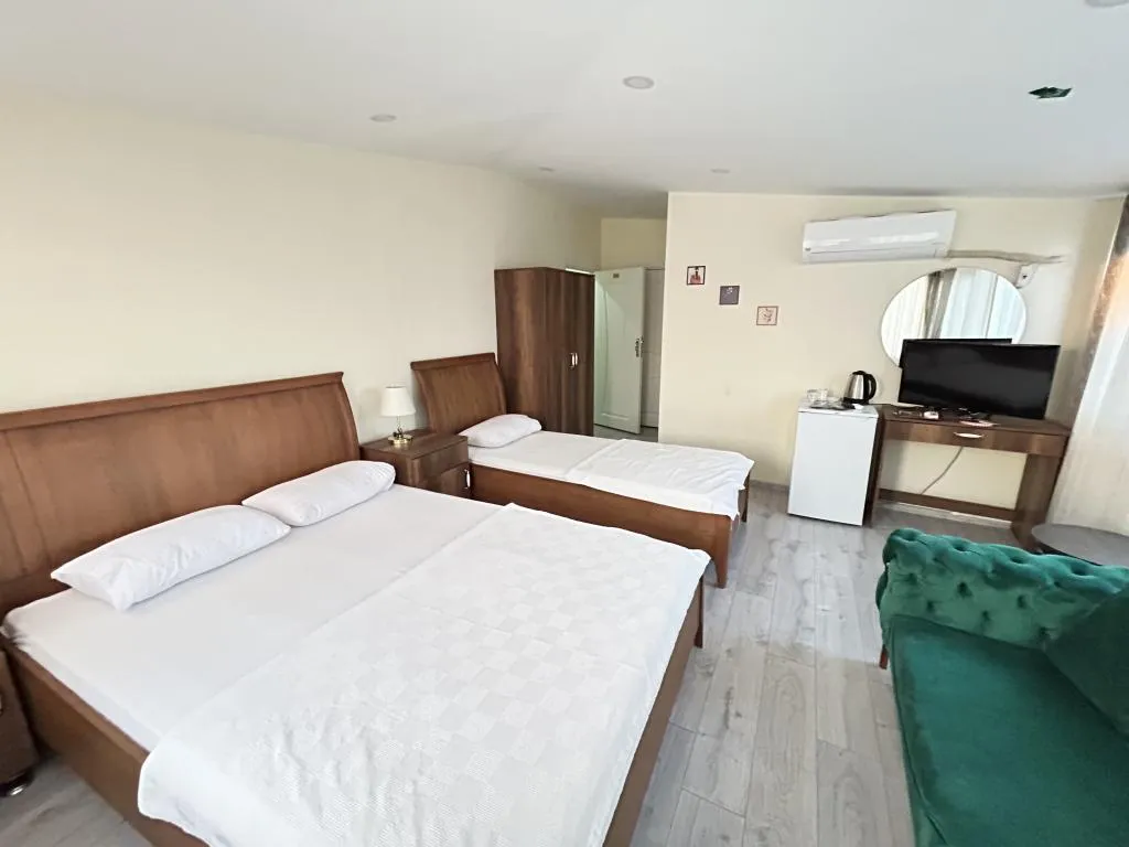 Adjoining Deluxe Family Room,Deniz ve Şehir Manzaralı,Klimalı