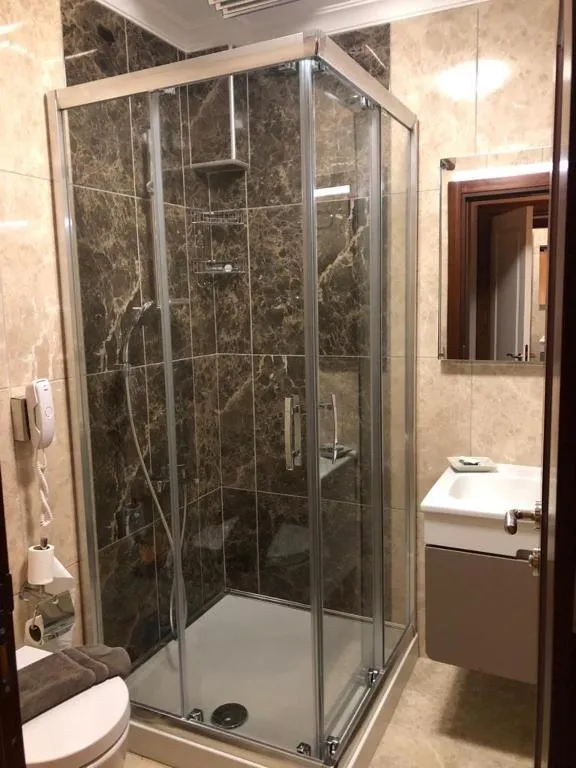 Deluxe Oda,Deniz ve Havuz Manzaralı,Balkonlu
