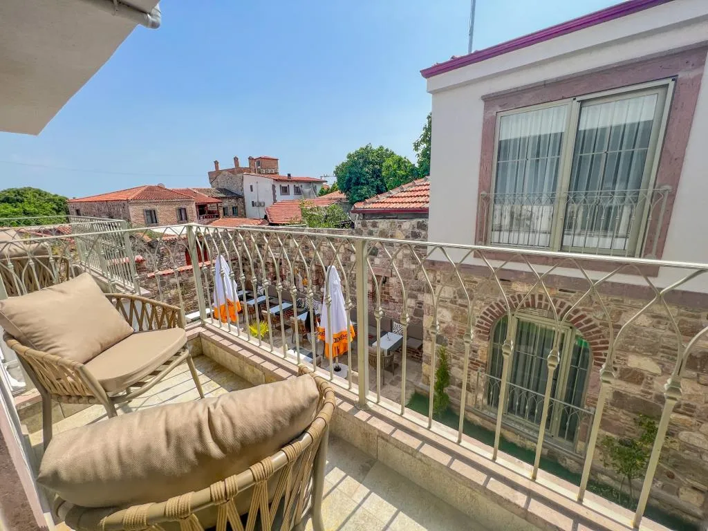 Deluxe Oda,Manzarasız,Balkonlu