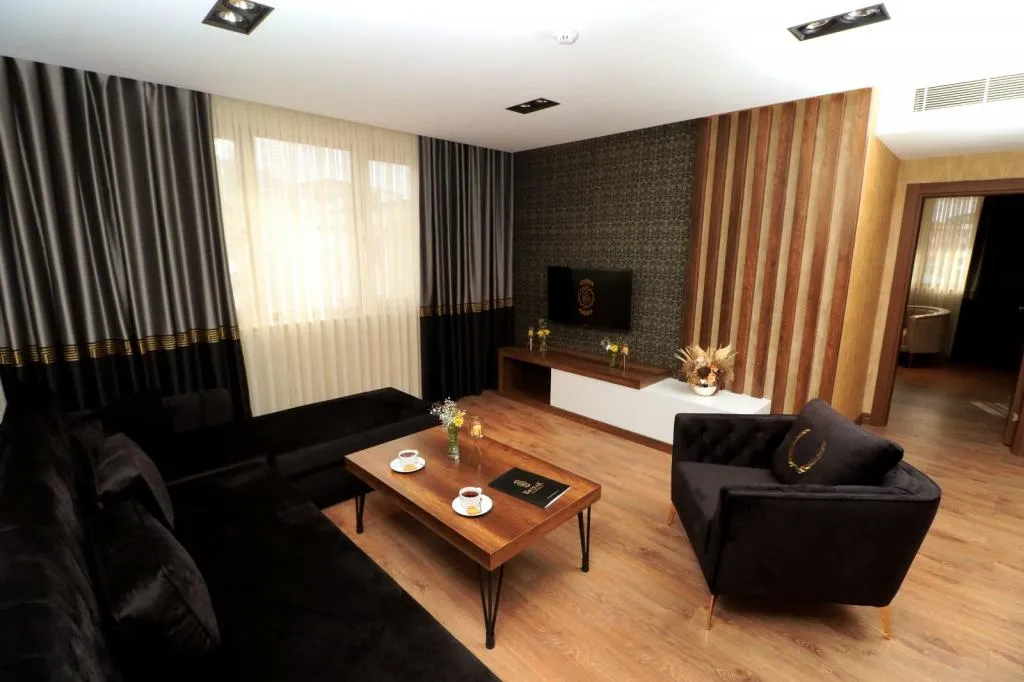 Suite,Dağ Manzaralı