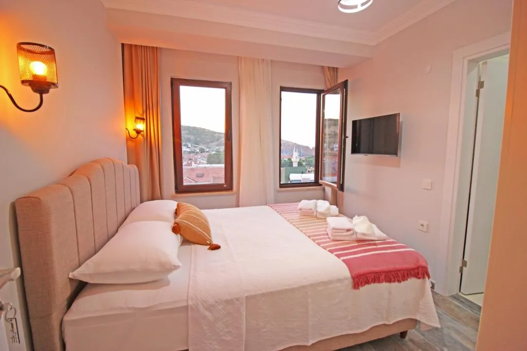 Deluxe Double Deniz Manzaralı Oda