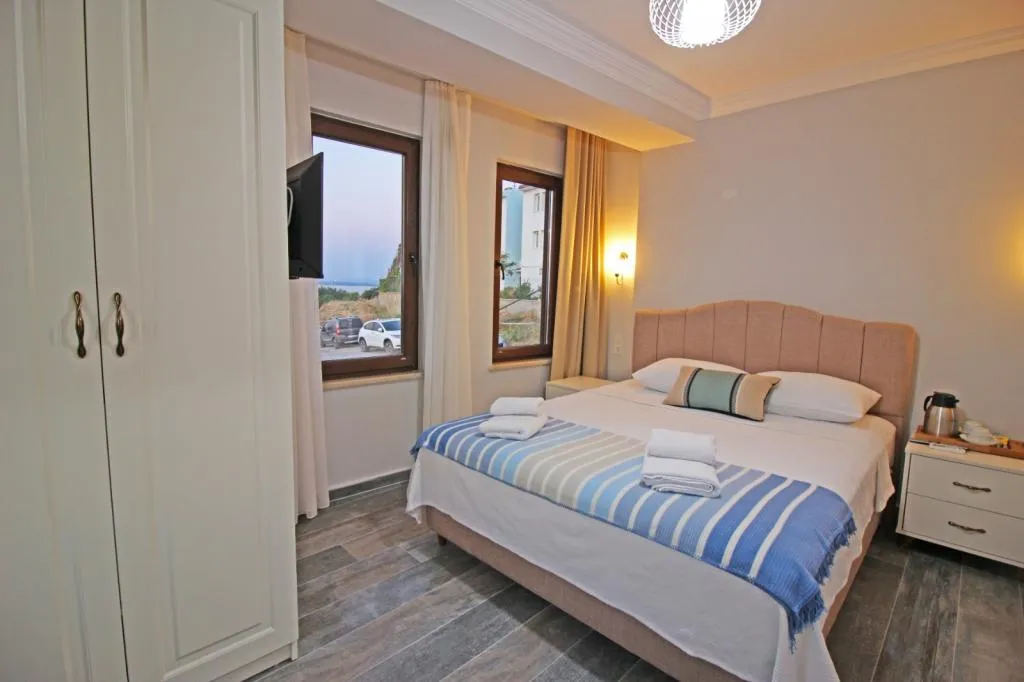 Deluxe Double Deniz Manzaralı Oda