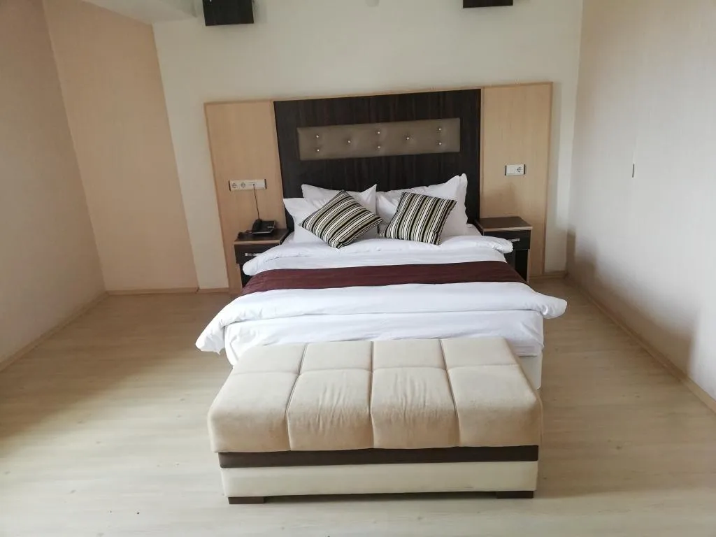Standart Oda,Şehir Manzaralı