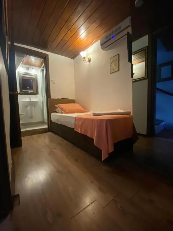 103 Single Yataklı Eko Oda Asma Kat
