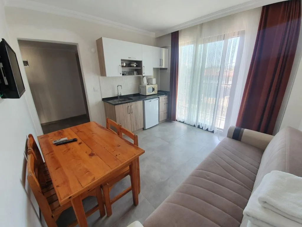 4 Kişilik 1+1 apart oda