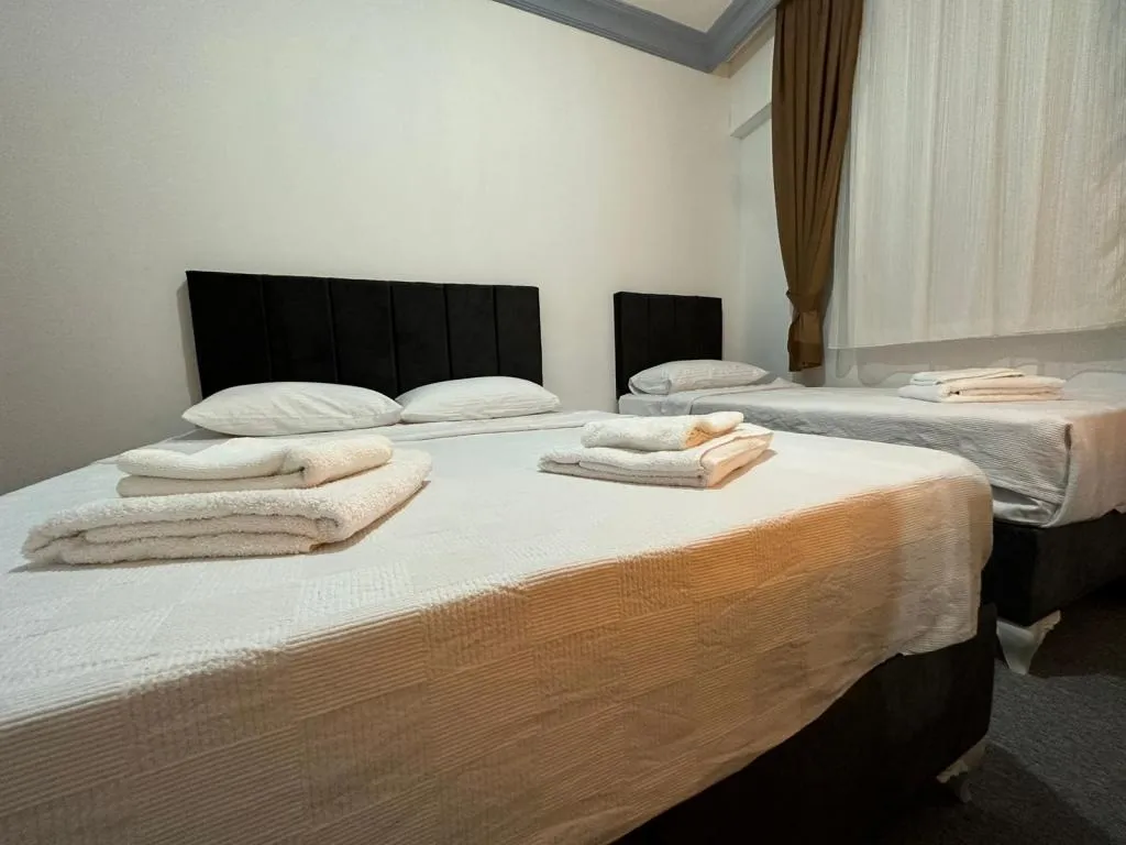 Aile Odası,Bahçe Manzaralı,Balkonlu