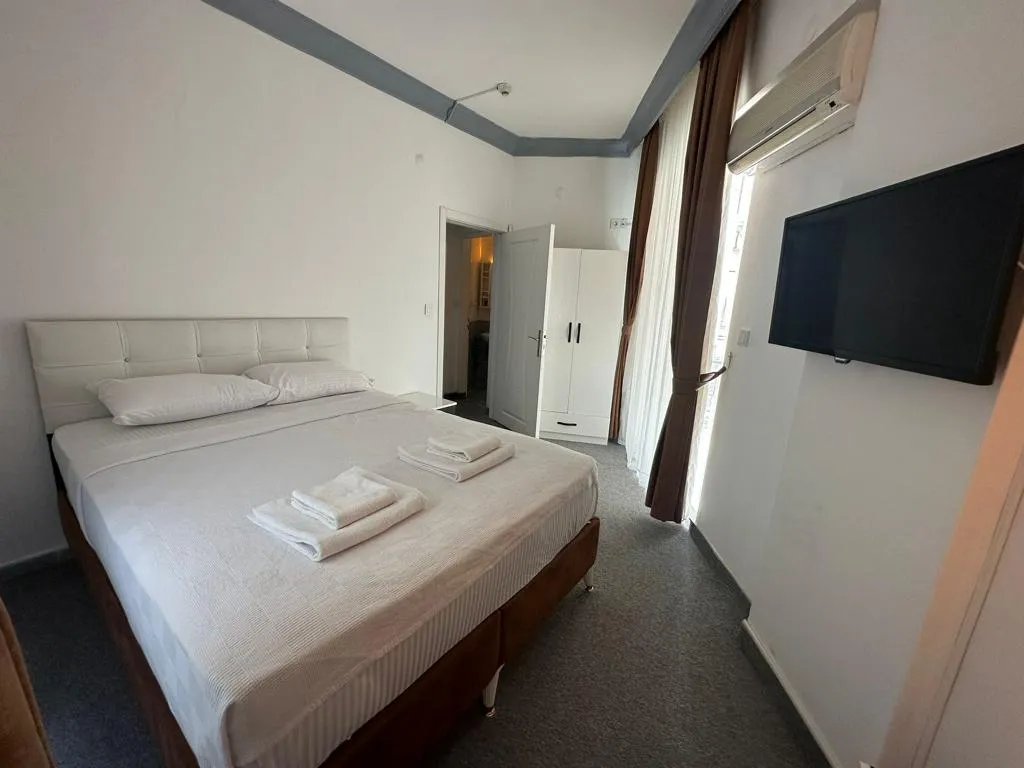 Suite,Manzarasız,Balkonlu