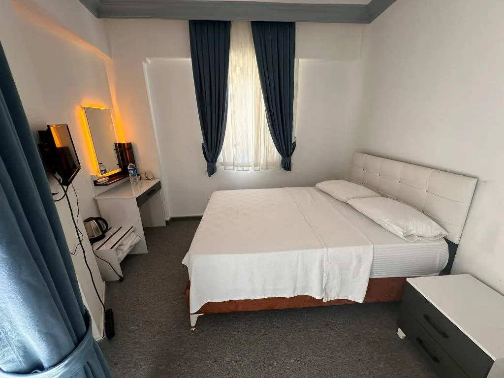 Suite,Manzarasız,Balkonlu