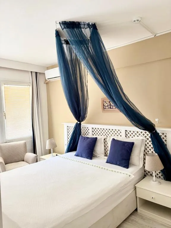 Deluxe Oda-Balkonlu,Bahçe Manzaralı,Balkonlu