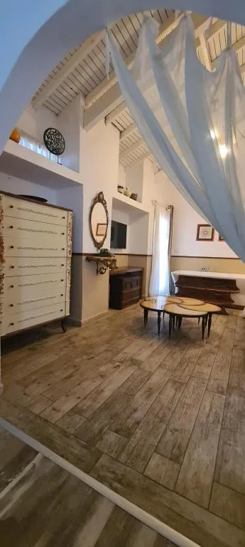 Jakuzili Suit Oda,Bahçe Manzaralı,Jakuzili