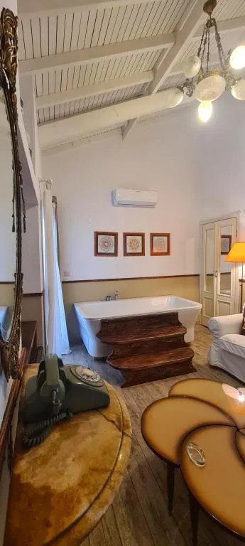 Jakuzili Suit Oda,Bahçe Manzaralı,Jakuzili