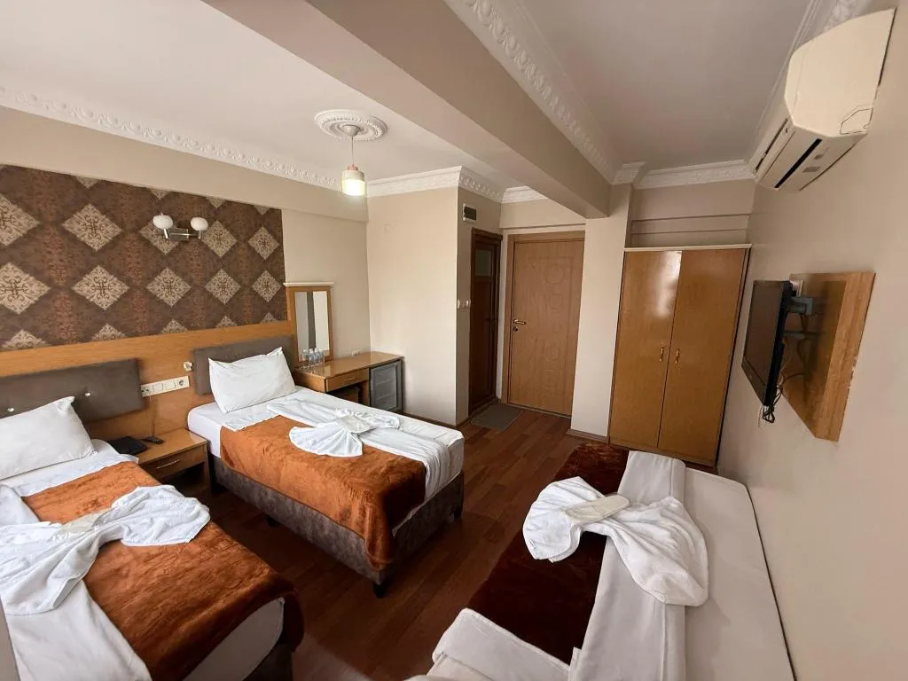TRİPLE ROOM ODA