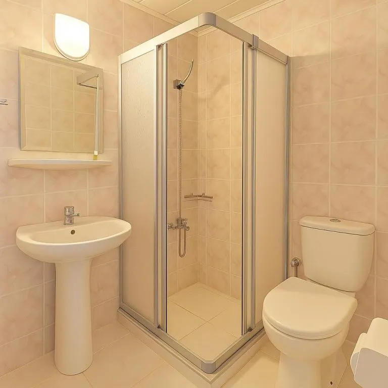 Triple,Şehir Manzaralı