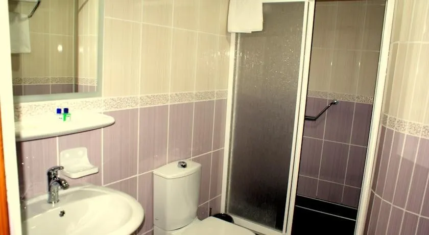 Standart Çift Kişilik Oda veya İki Yataklı Oda