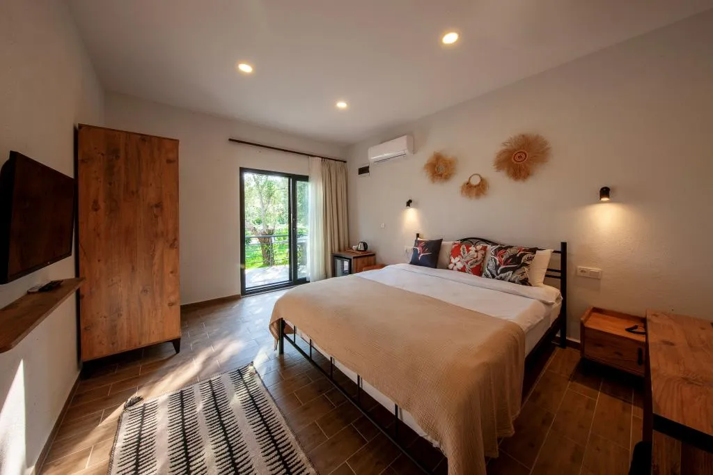 Deluxe Suit 1+1 Oda,Havuz Manzaralı