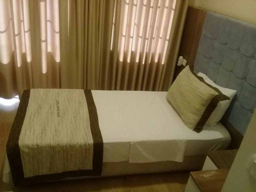 Tek Kişilik,Şehir Manzaralı